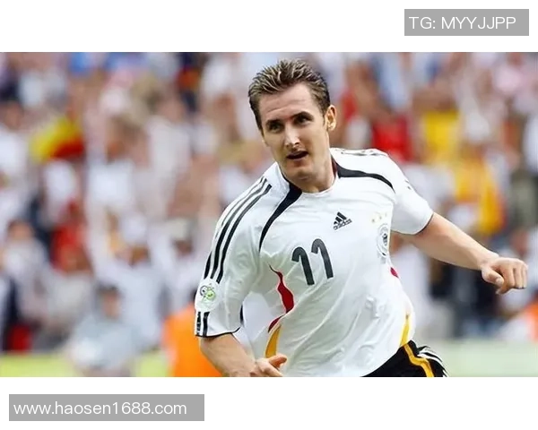 德国足球最帅球星女：魅力与实力并存的足球女神之路